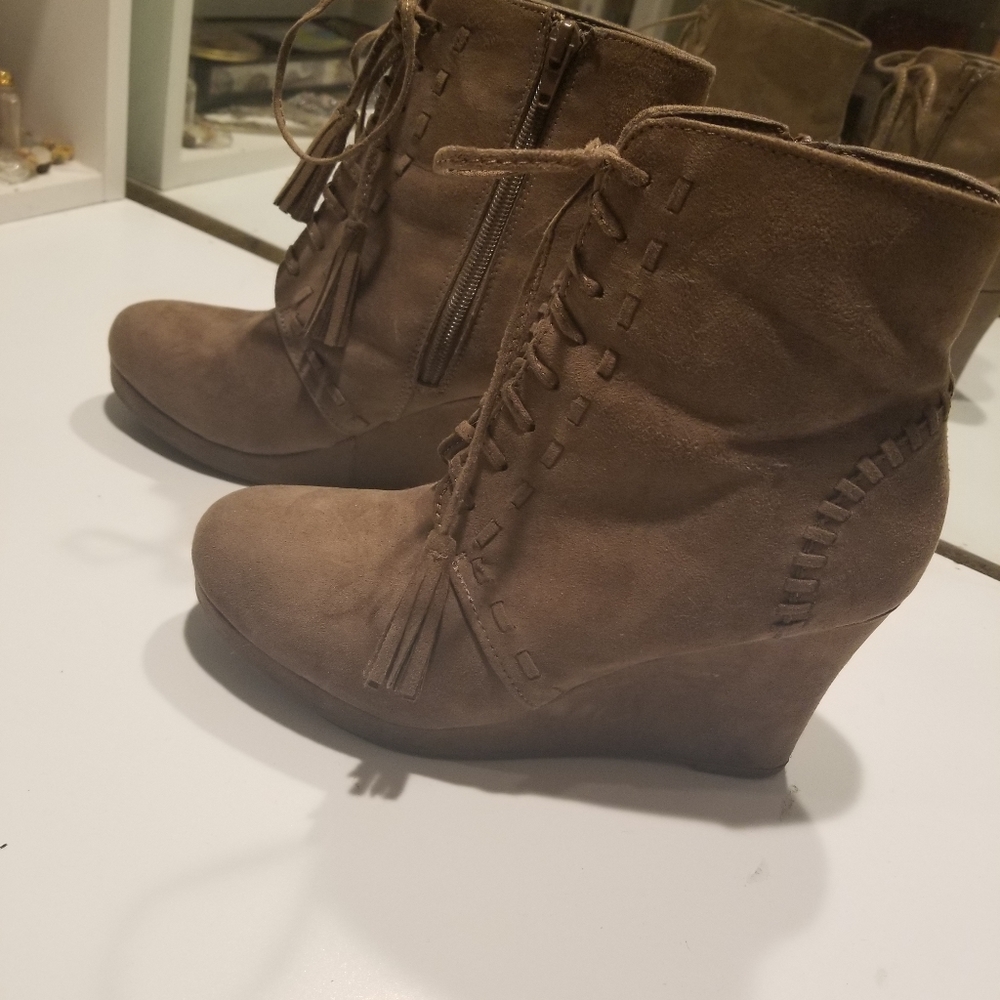 Wedge ankle booties